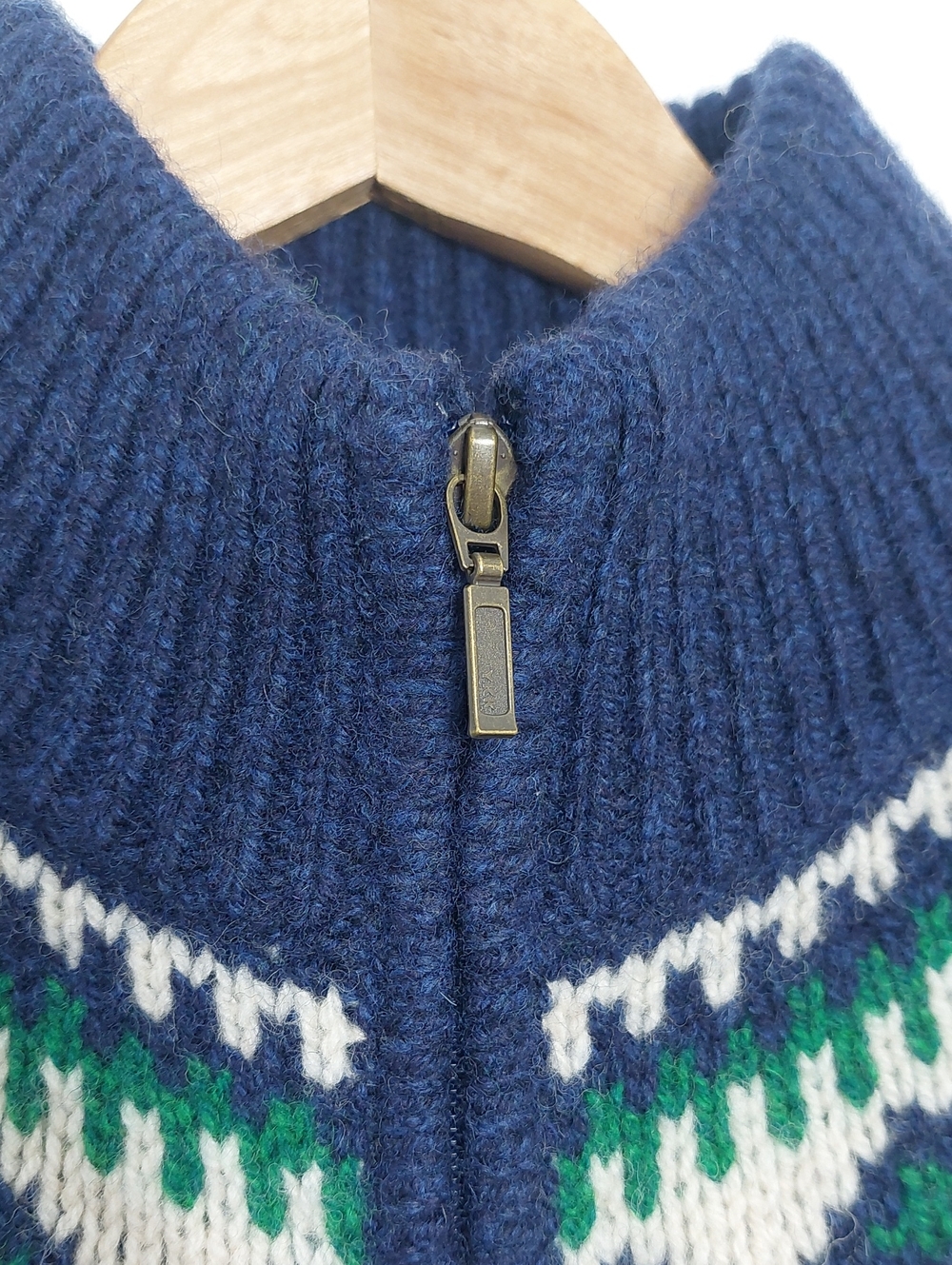 LL Bean Women's Size Small Ragg Wool Sweater Zip Up Cardigan Fair Isle Print - Picture 9 of 13